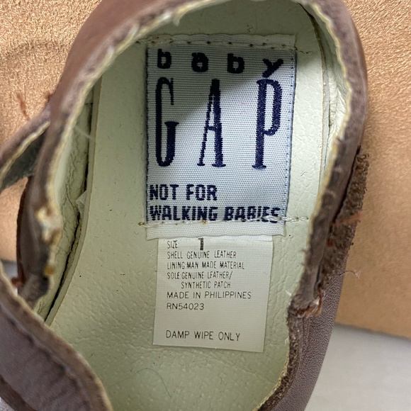BABY GAP Brown Leather Velcro Closure Baby Shoes Size 1 - Picture 9 of 10